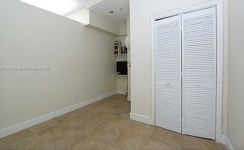Small Image of 6917 COLLINS AVE #PH7, Miami Beach Number 9