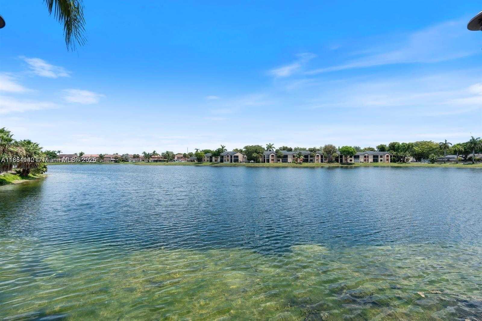 Small Image of 18800 NORTH WEST 84TH AVE, Hialeah Number 18