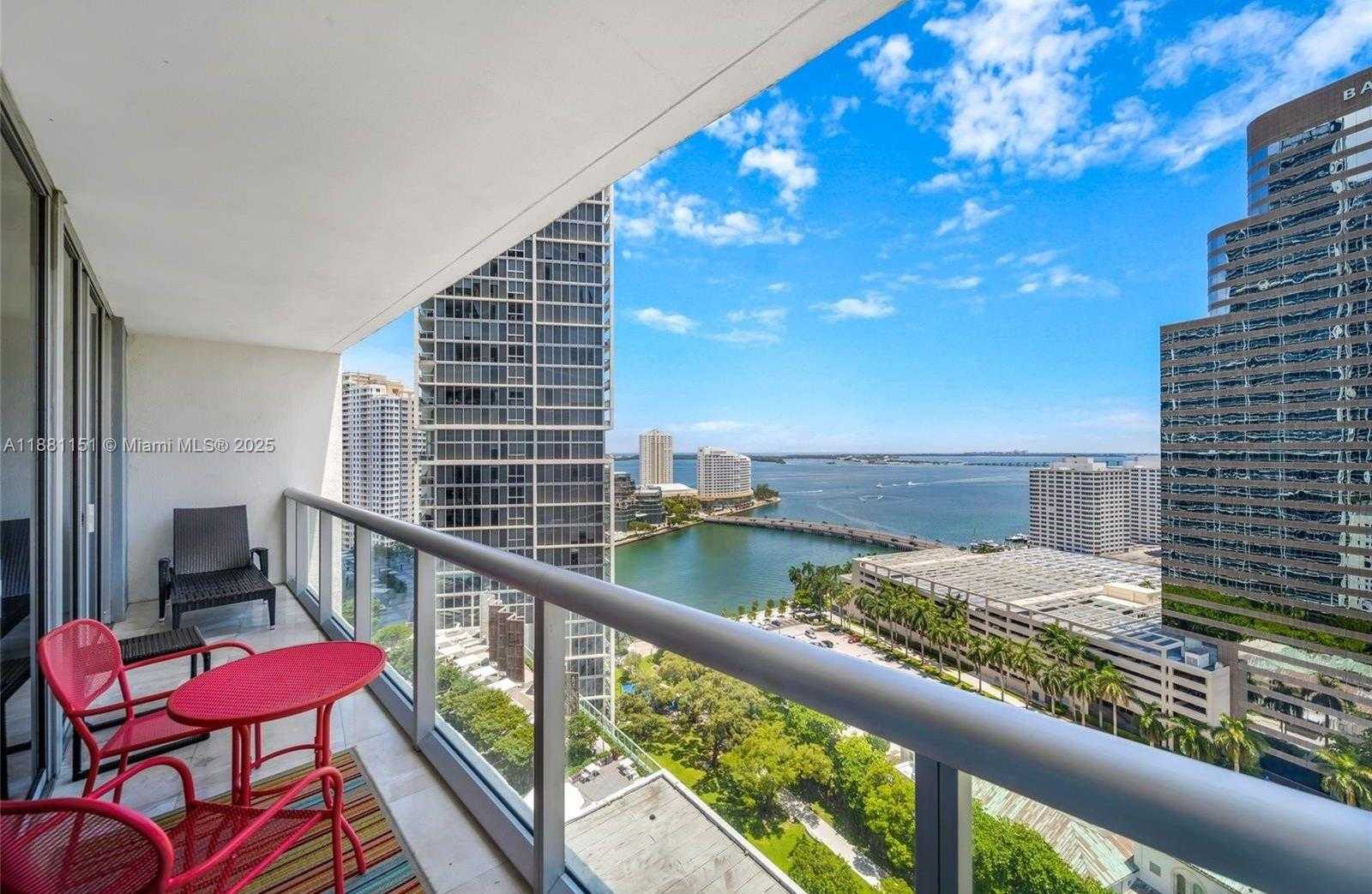 Small Image of 485 BRICKELL AVE #2209, Miami Number 16