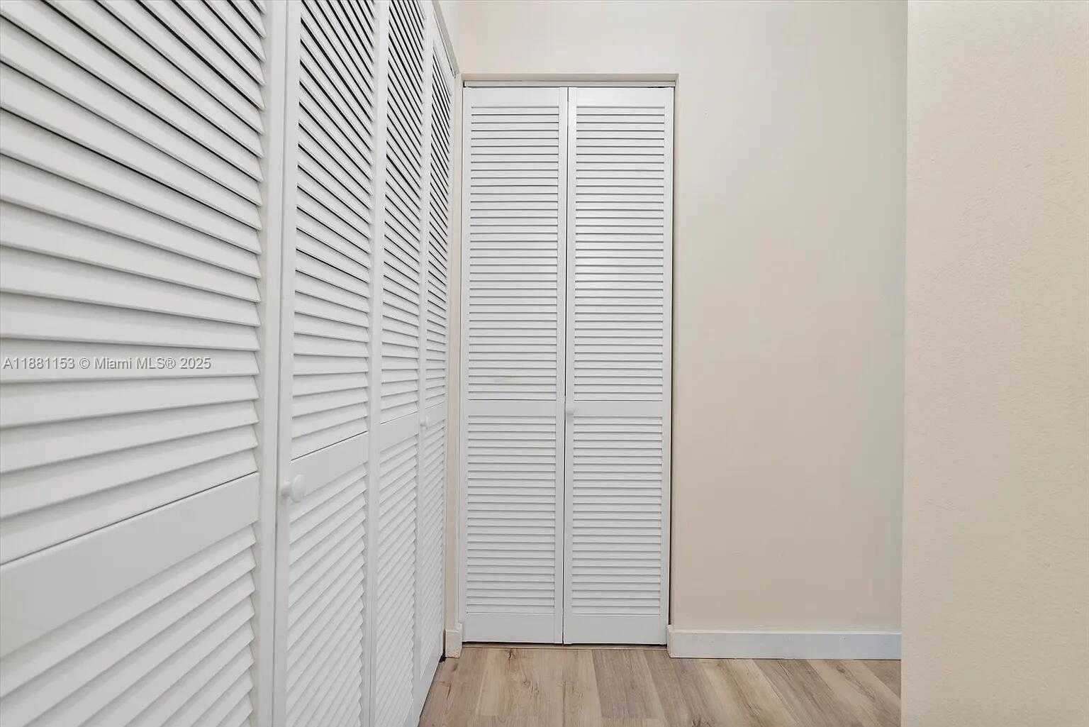 Small Image of 20937 BAY CT #115, Aventura Number 16