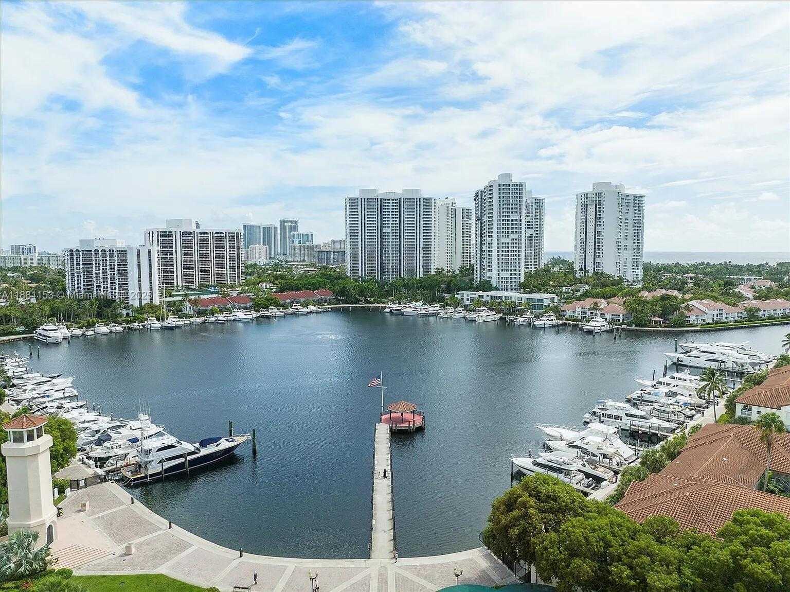 Small Image of 20937 BAY CT #115, Aventura Number 2