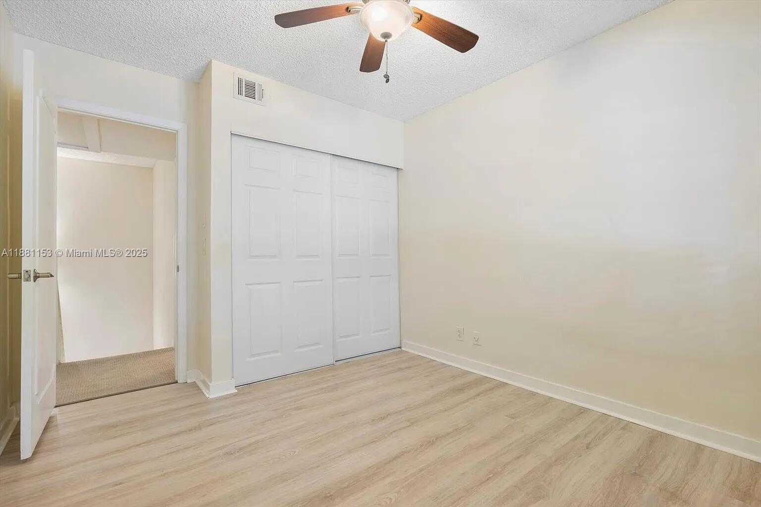 Small Image of 20937 BAY CT #115, Aventura Number 26