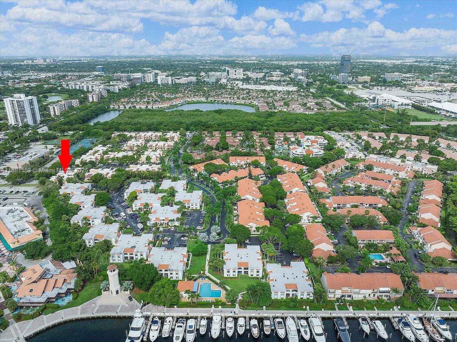 Small Image of 20937 BAY CT #115, Aventura Number 3
