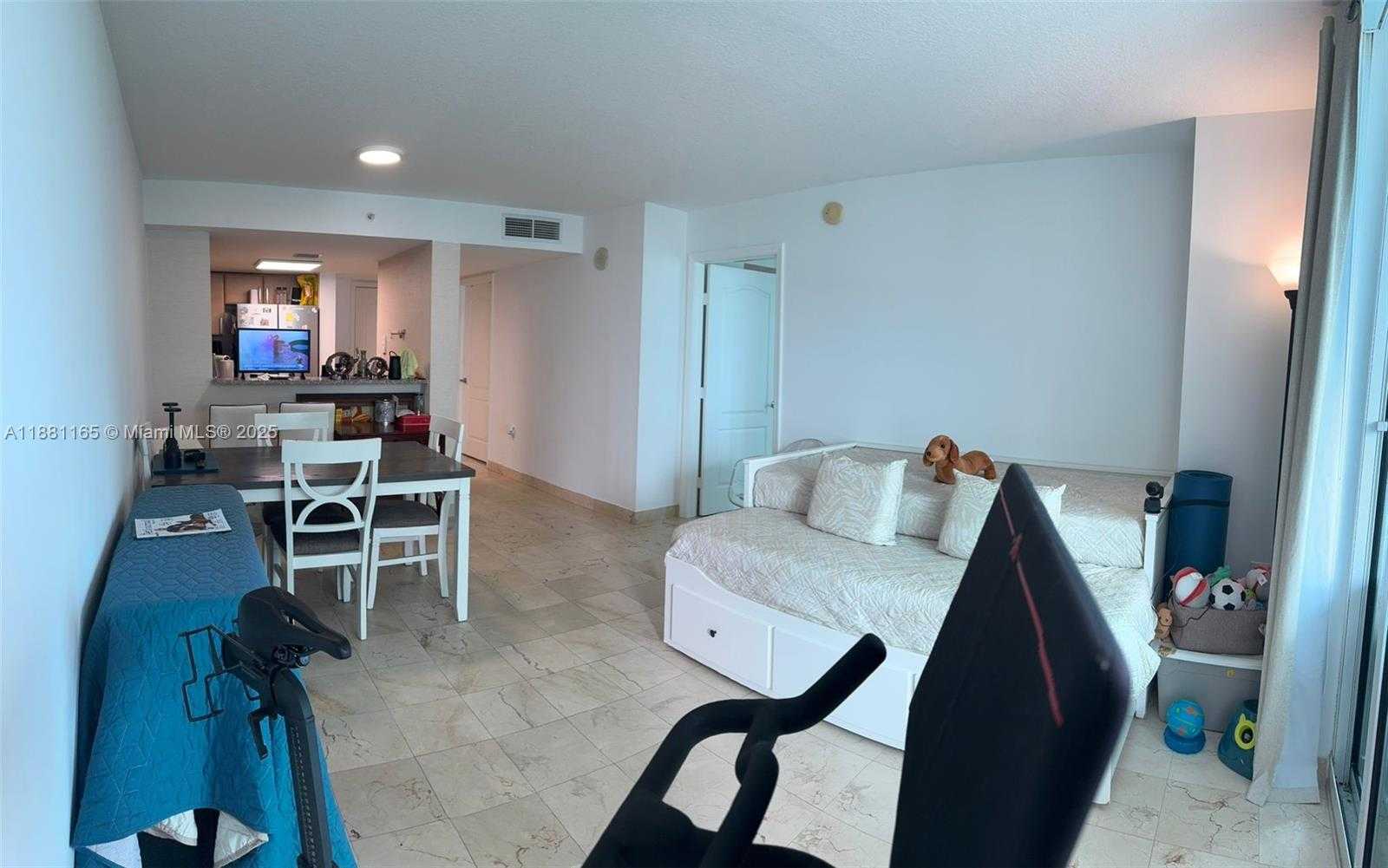 Small Image of 2101 BRICKELL AVE #308, Miami Number 16