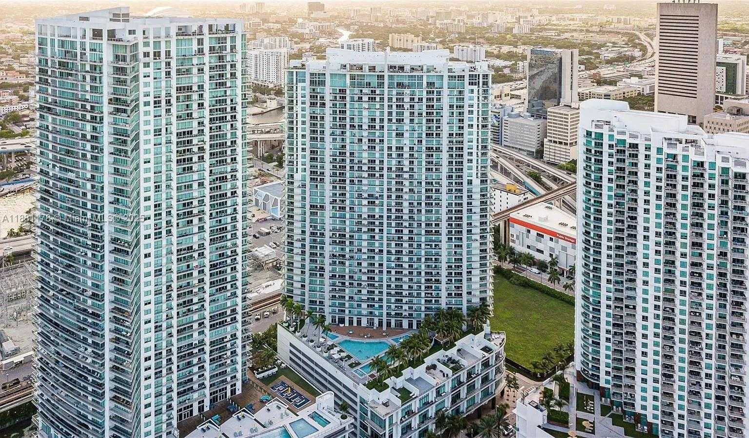 Small Image of 90 SOUTH WEST 3RD ST #1807, Miami Number 2