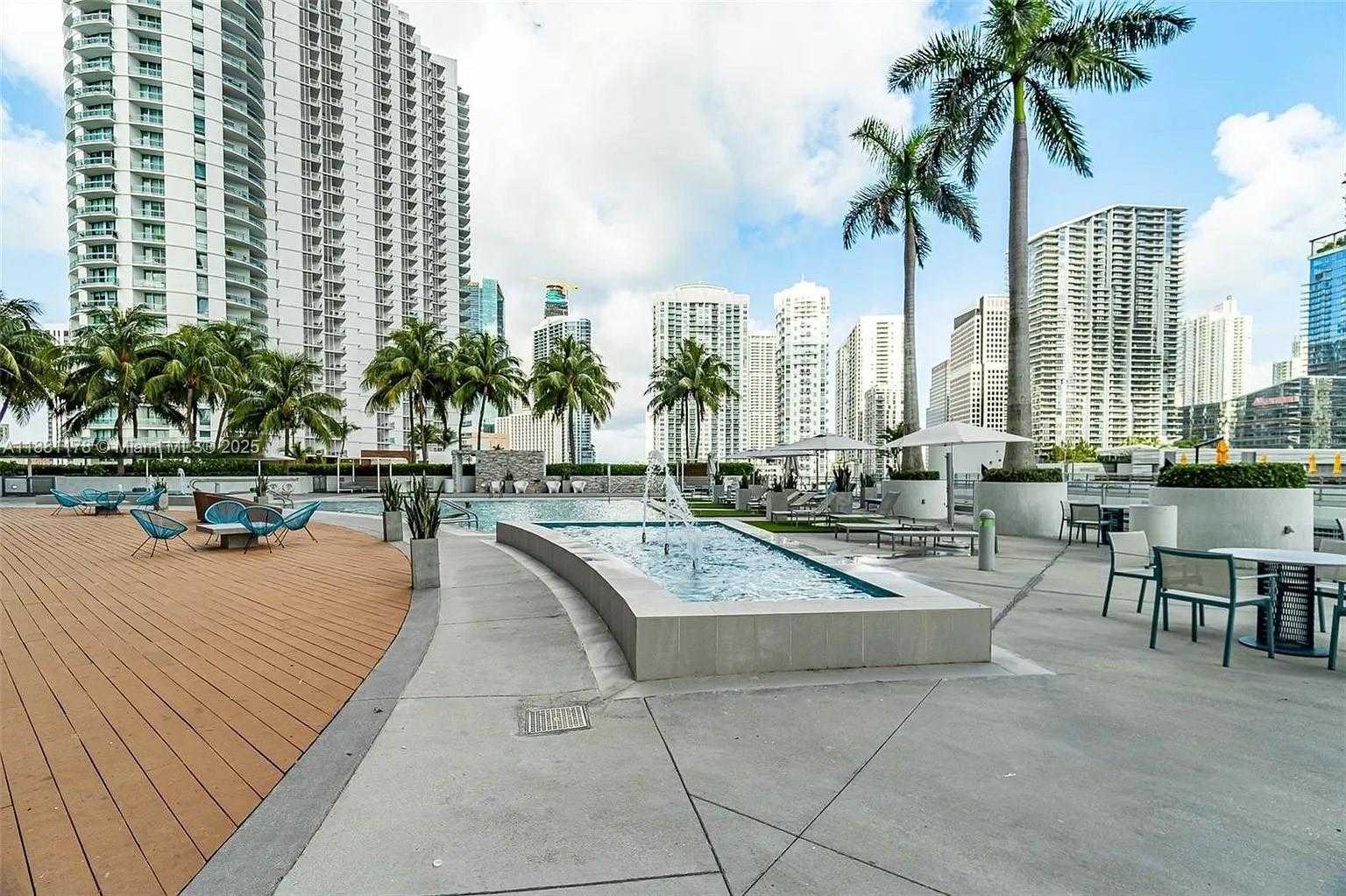 Small Image of 90 SOUTH WEST 3RD ST #1807, Miami Number 27