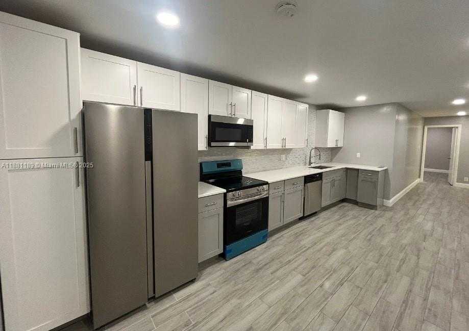 Small Image of 6945 NORTH WEST 5TH CT, Margate Number 4
