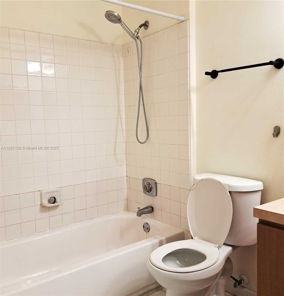 Small Image of 15300 SOUTH WEST 106TH TER #536, Miami Number 12