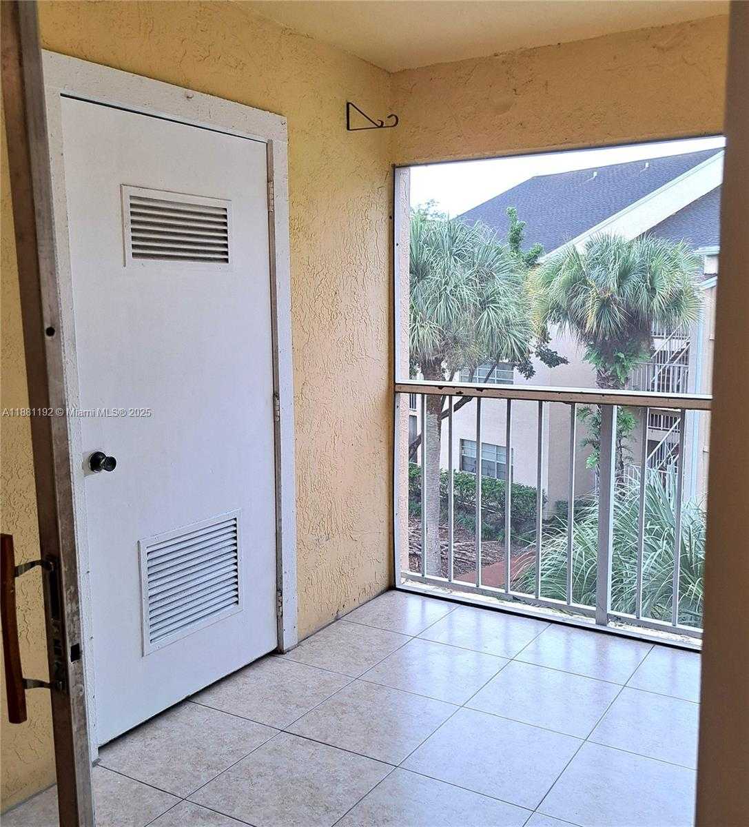 Small Image of 15300 SOUTH WEST 106TH TER #536, Miami Number 20