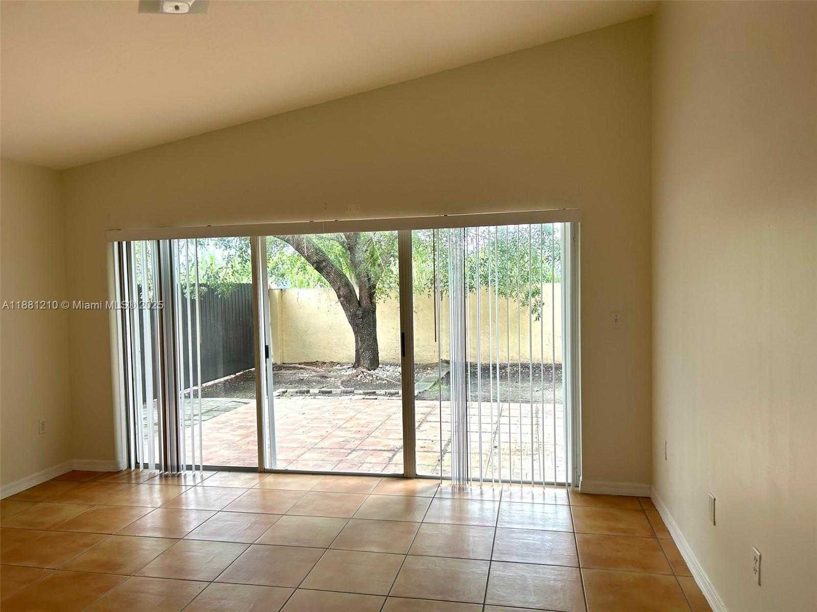 Small Image of 9920 SOUTH WEST 166TH CT, Miami Number 10