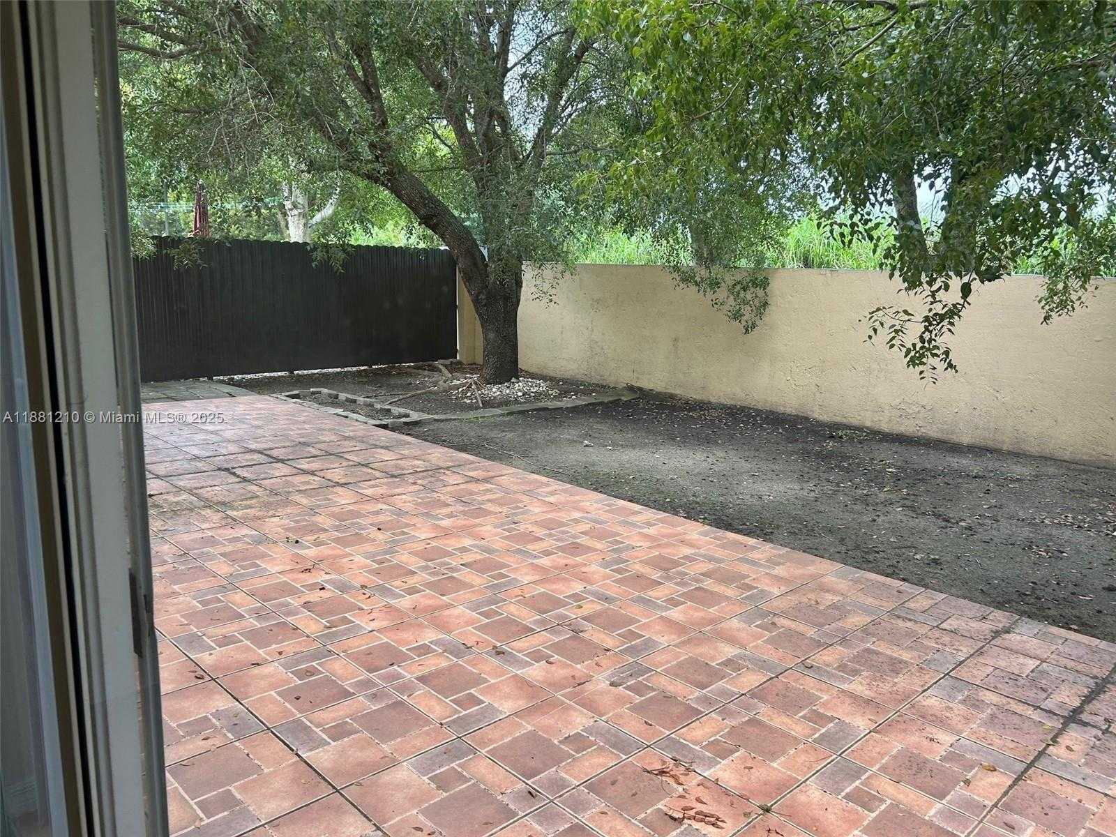 Small Image of 9920 SOUTH WEST 166TH CT, Miami Number 18