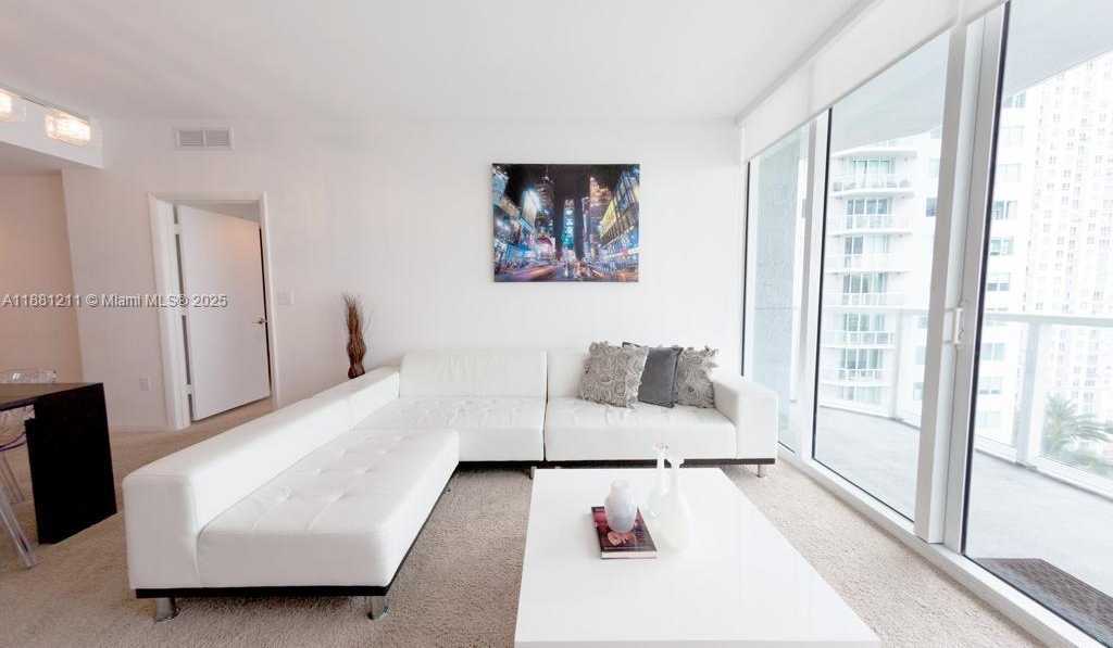 Small Image of 244 BISCAYNE BLVD #1710, Miami Number 2
