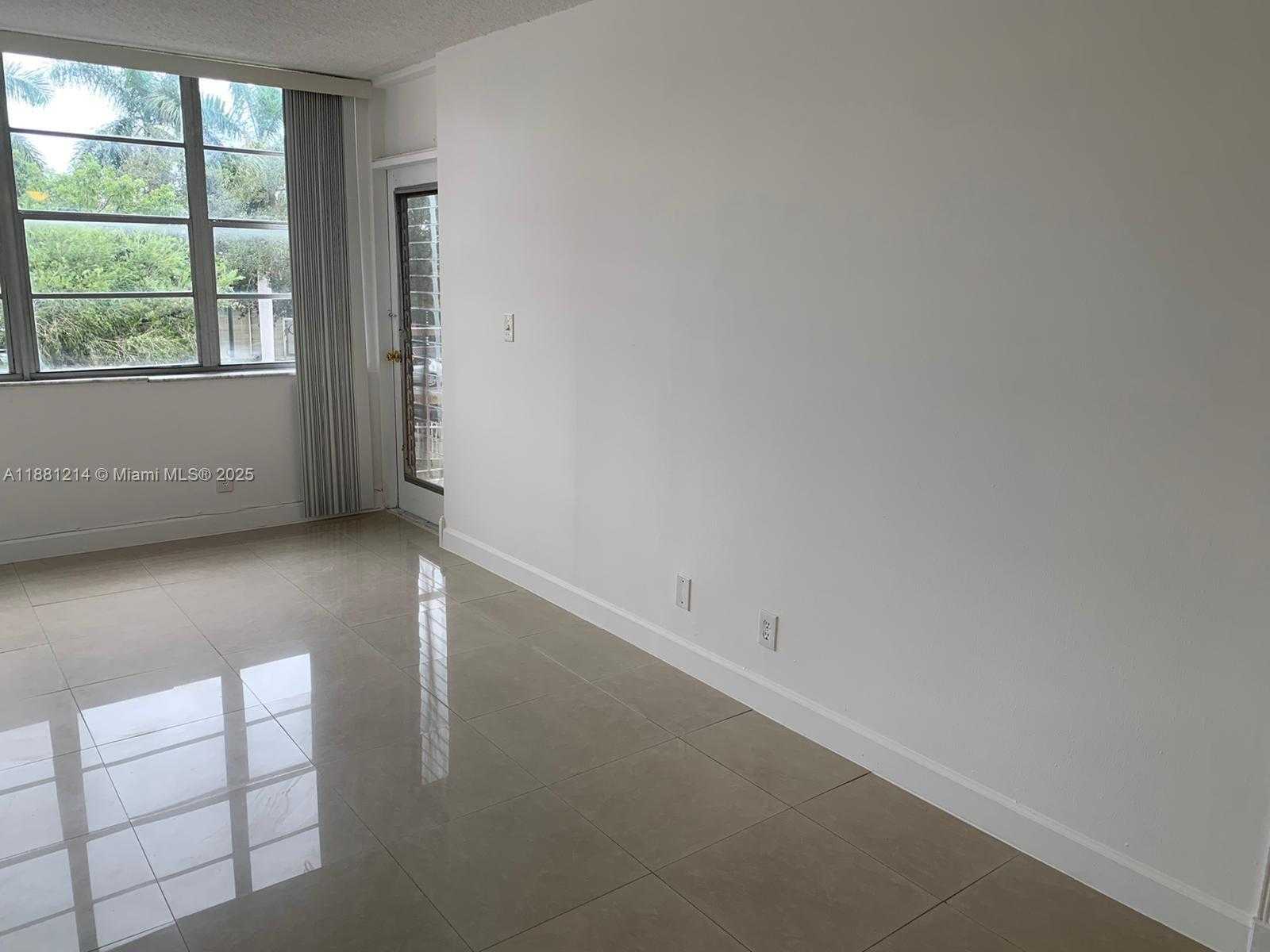 Small Image of 2025 NORTH EAST 164TH ST #219, North Miami Beach Number 3