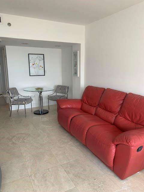 Small Image of 100 LINCOLN RD #1438, Miami Beach Number 3
