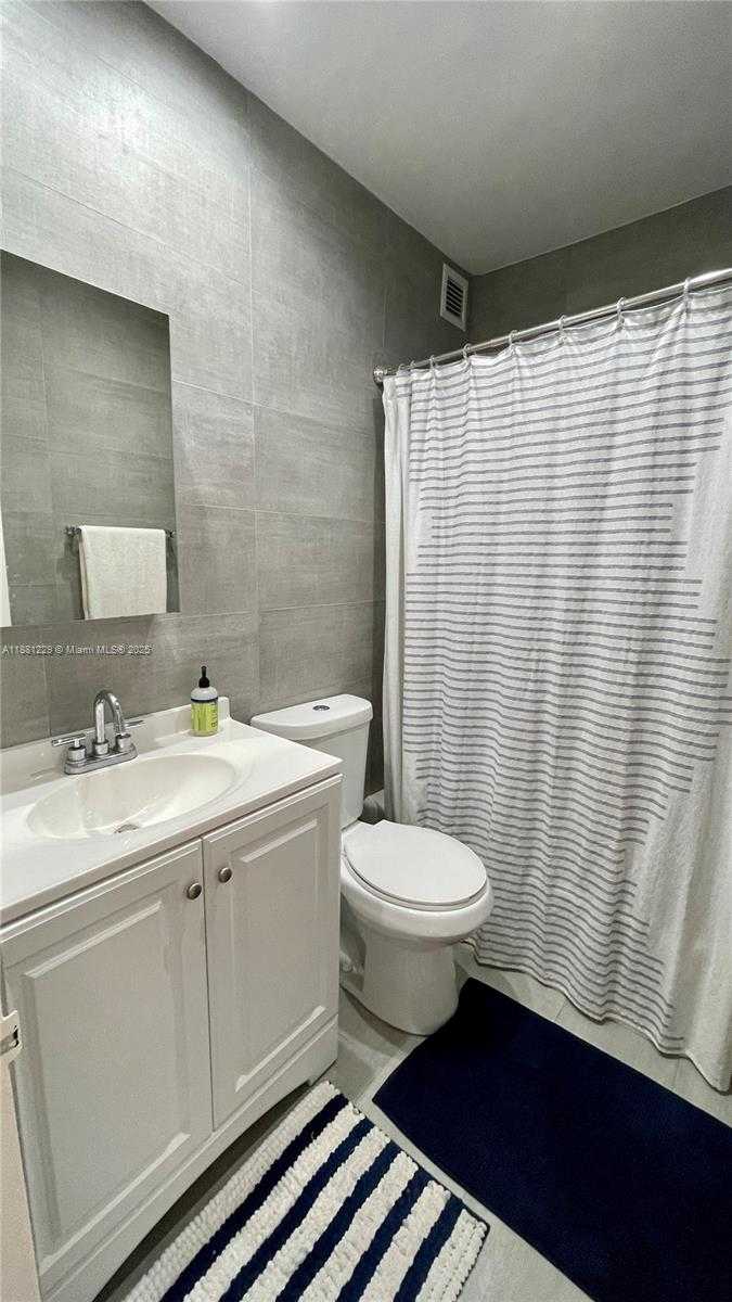 Small Image of 2451 BRICKELL AVE #9C, Miami Number 12