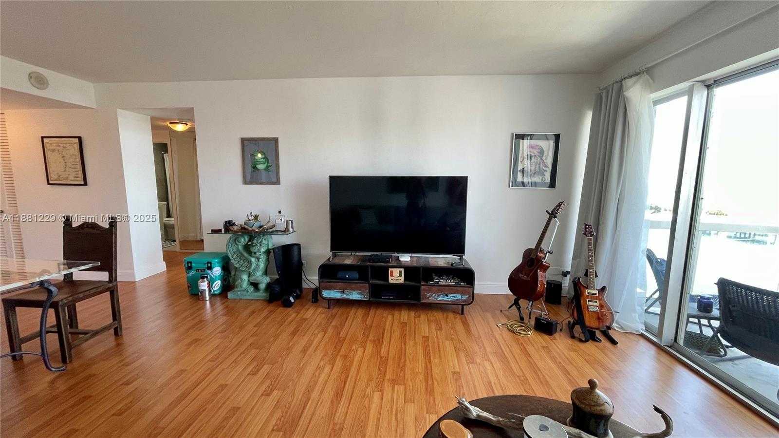 Small Image of 2451 BRICKELL AVE #9C, Miami Number 4