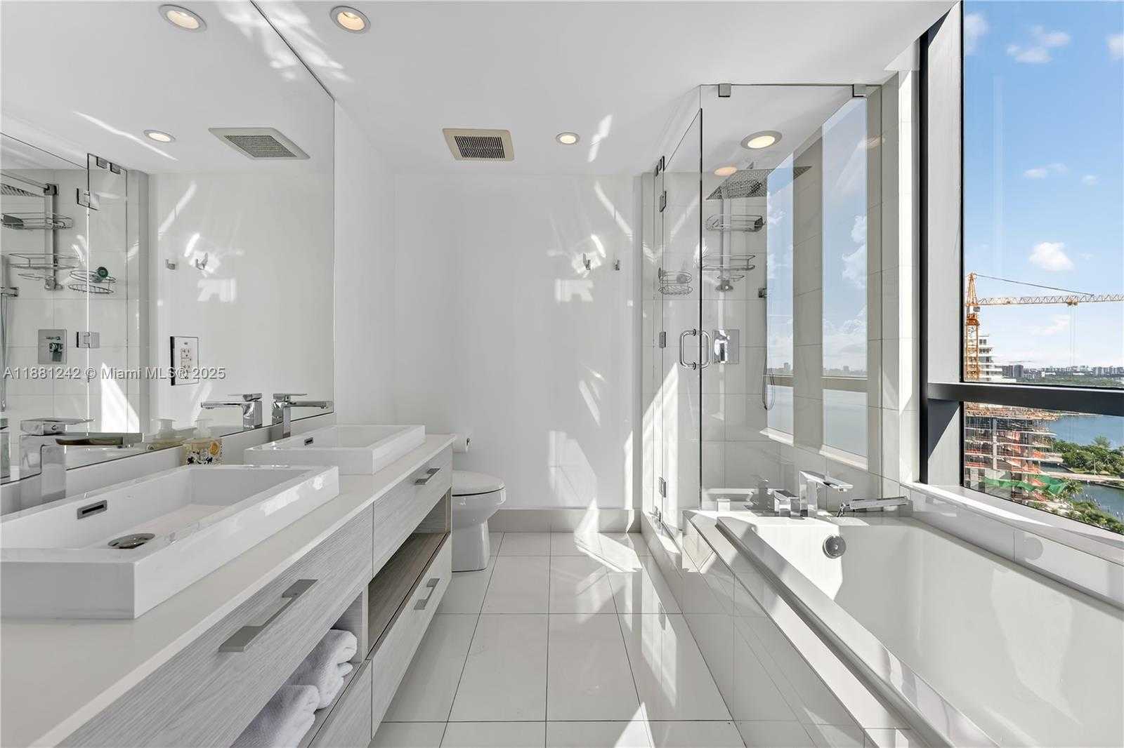 Small Image of 650 NORTH EAST 32ND ST #2407, Miami Number 12