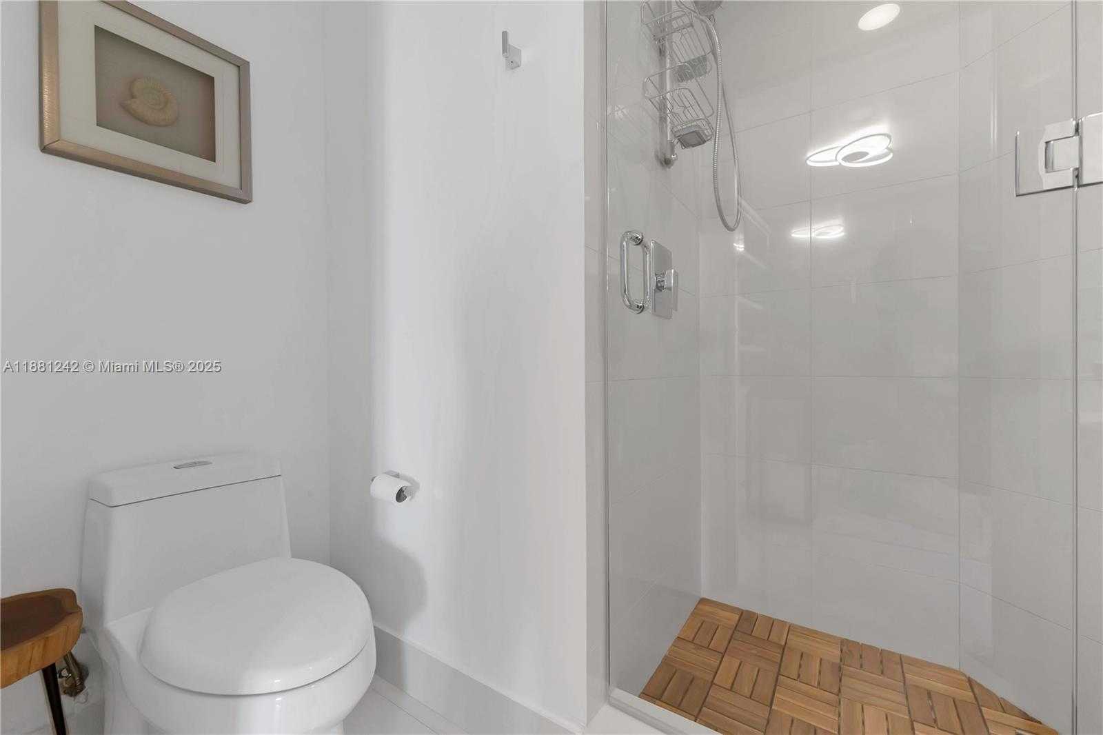 Small Image of 650 NORTH EAST 32ND ST #2407, Miami Number 15