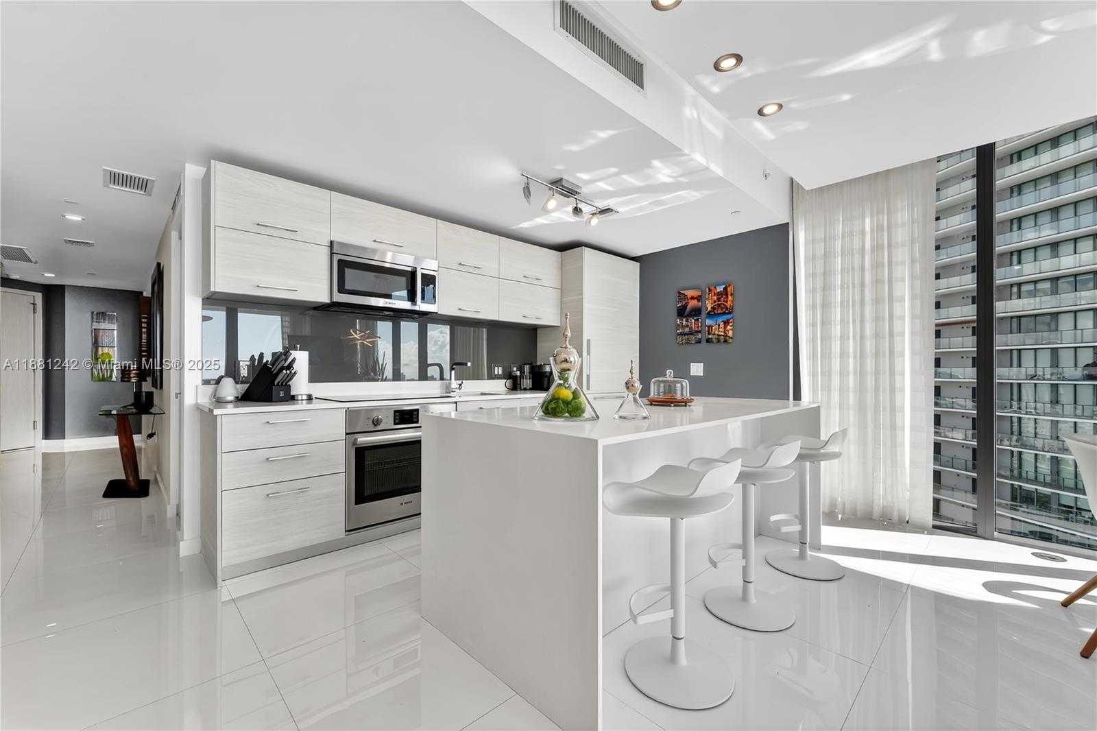 Small Image of 650 NORTH EAST 32ND ST #2407, Miami Number 7