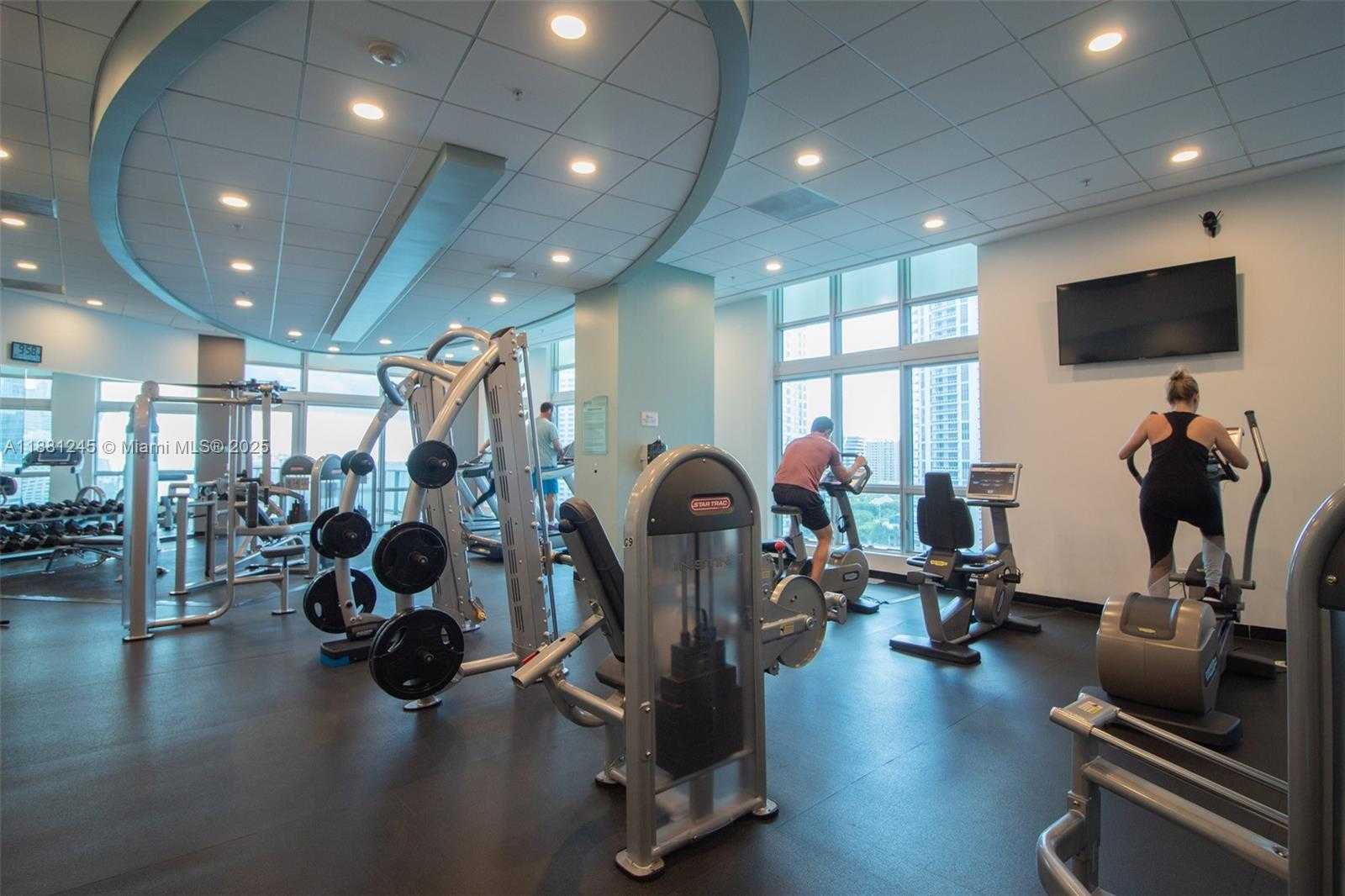 Small Image of 300 SOUTH BISCAYNE BLVD #T-2104, Miami Number 22