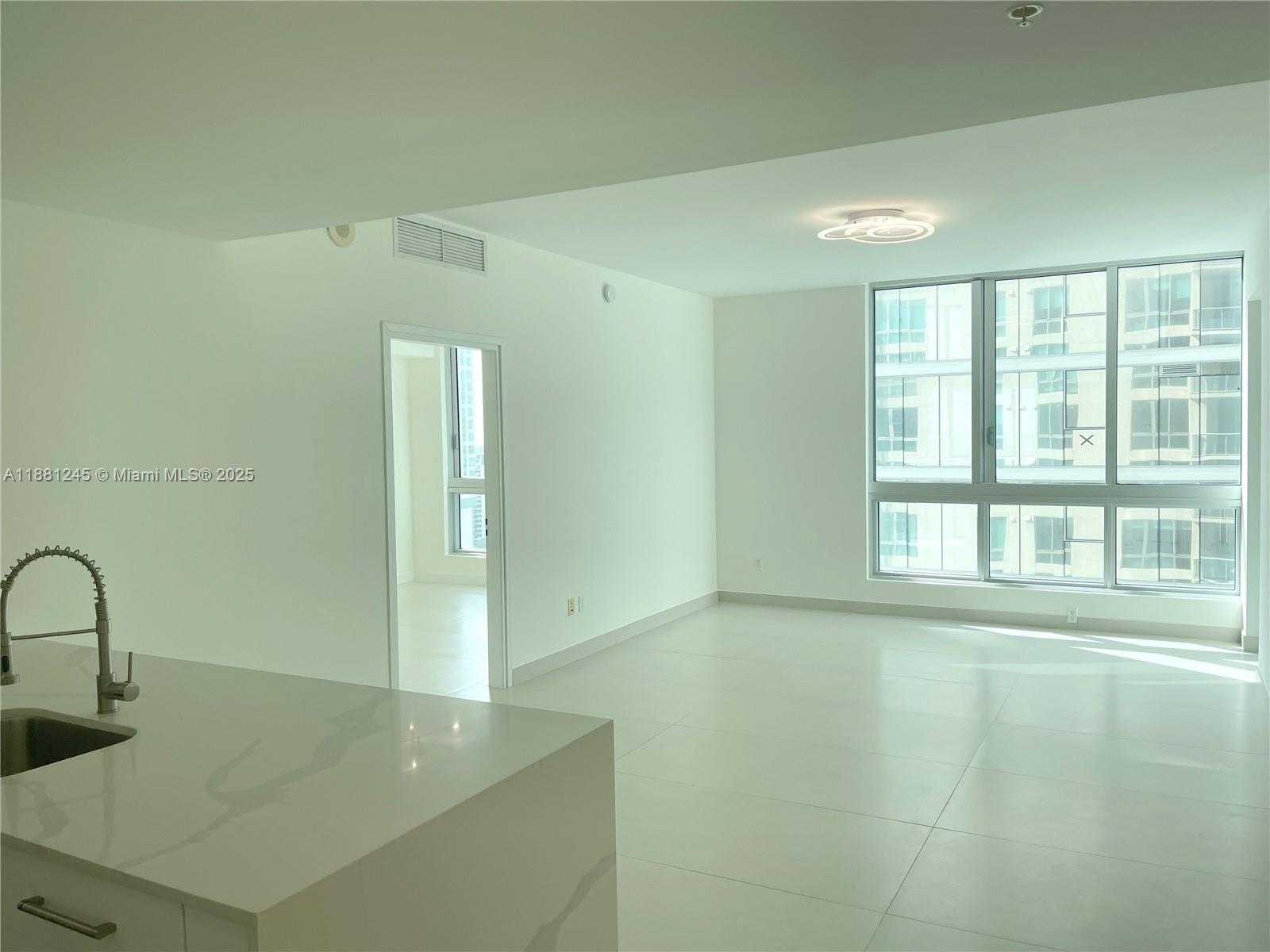 Small Image of 300 SOUTH BISCAYNE BLVD #T-2104, Miami Number 31