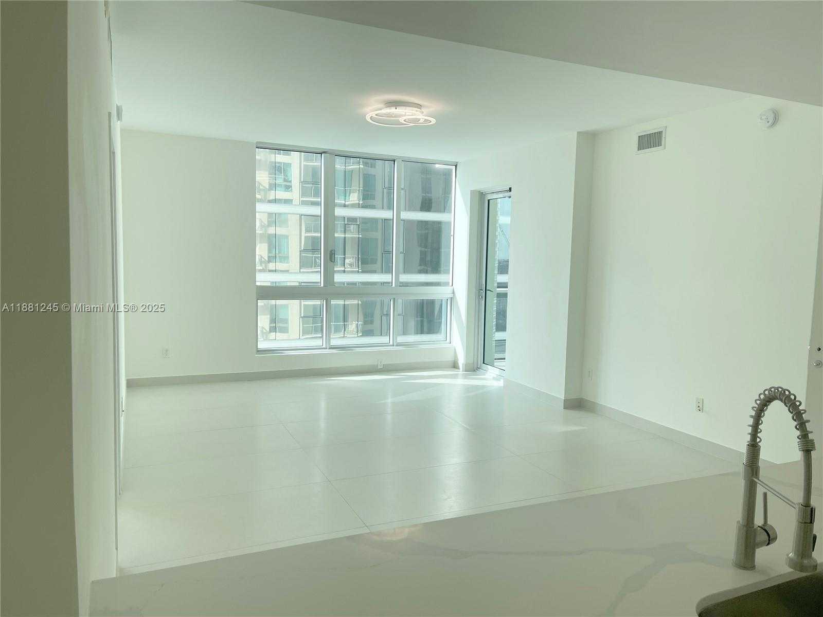 Small Image of 300 SOUTH BISCAYNE BLVD #T-2104, Miami Number 33
