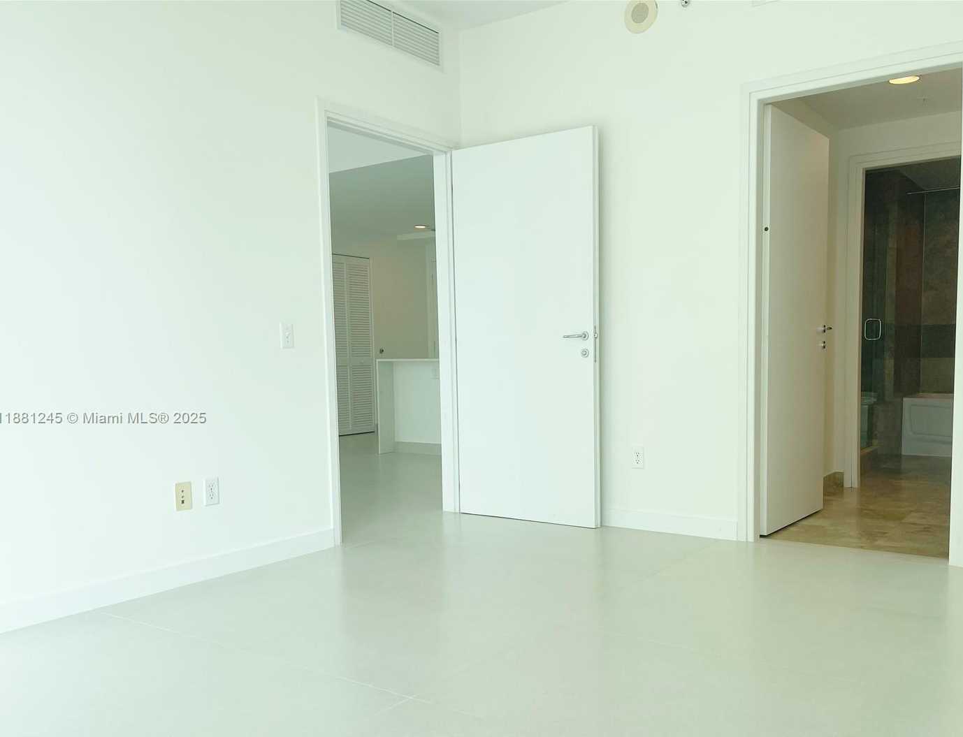Small Image of 300 SOUTH BISCAYNE BLVD #T-2104, Miami Number 36