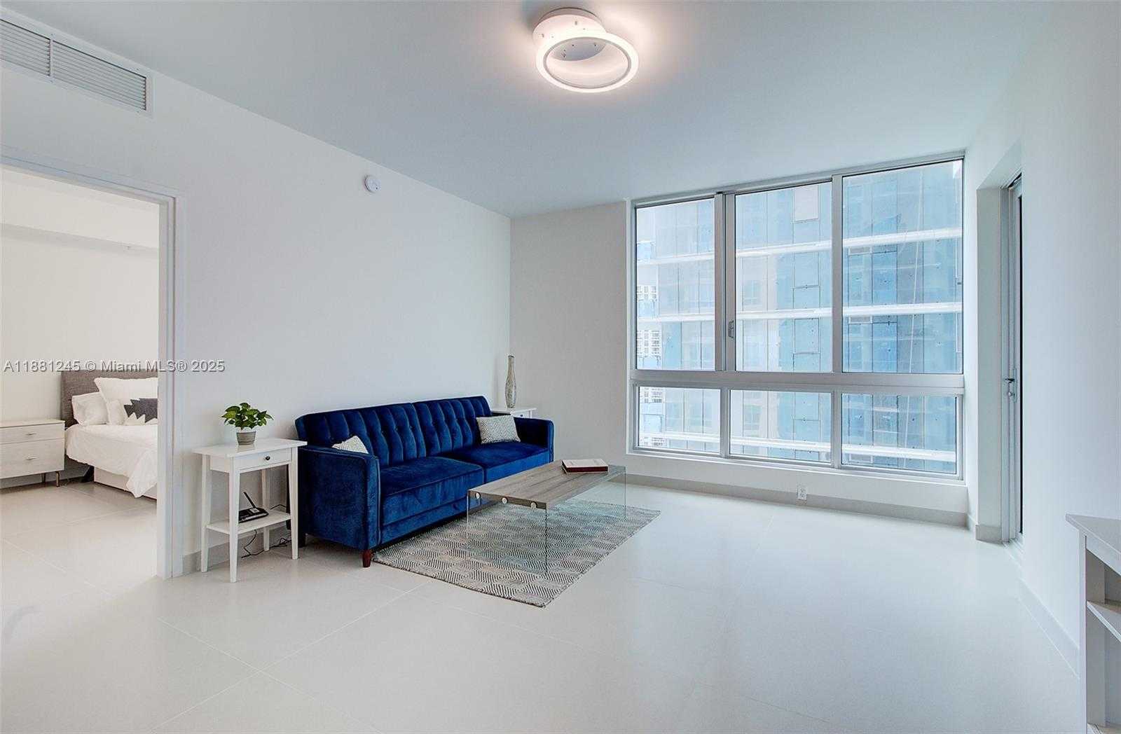 Small Image of 300 SOUTH BISCAYNE BLVD #T-2104, Miami Number 6