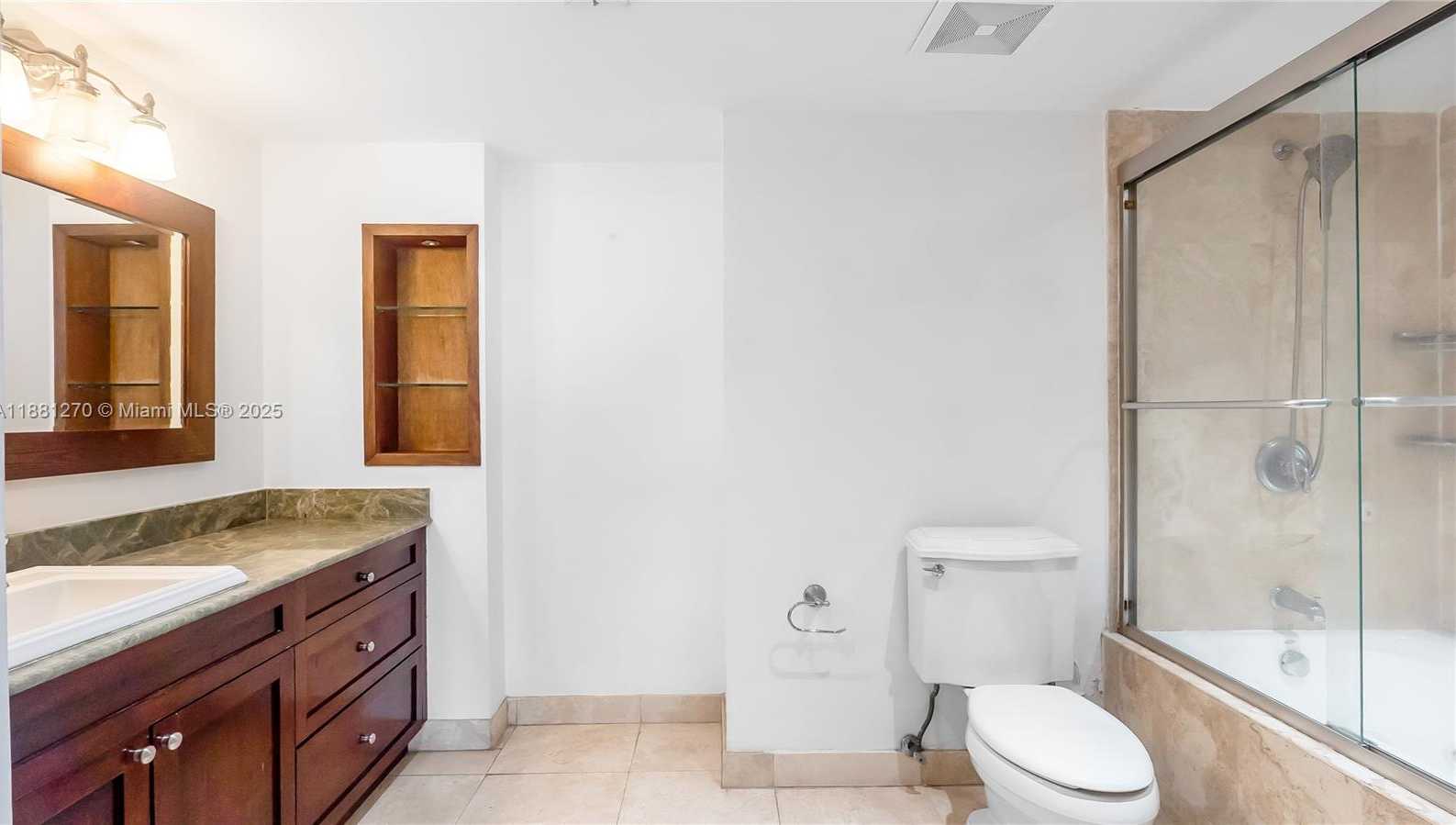 Small Image of 801 NORTH VENETIAN DR #1002, Miami Number 18