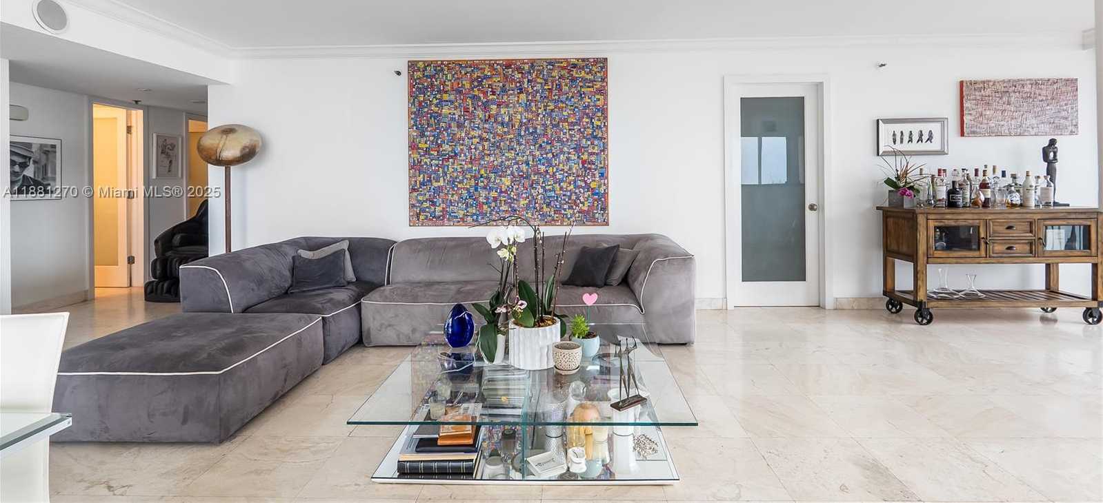 Small Image of 801 NORTH VENETIAN DR #1002, Miami Number 7