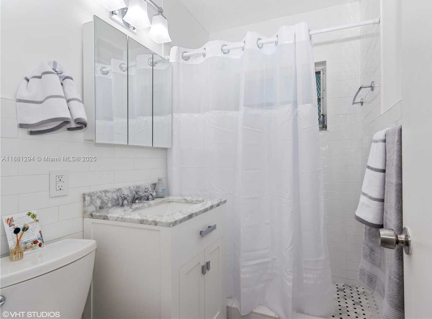 Small Image of 1456 SOUTH WEST 65TH AVE, West Miami Number 5
