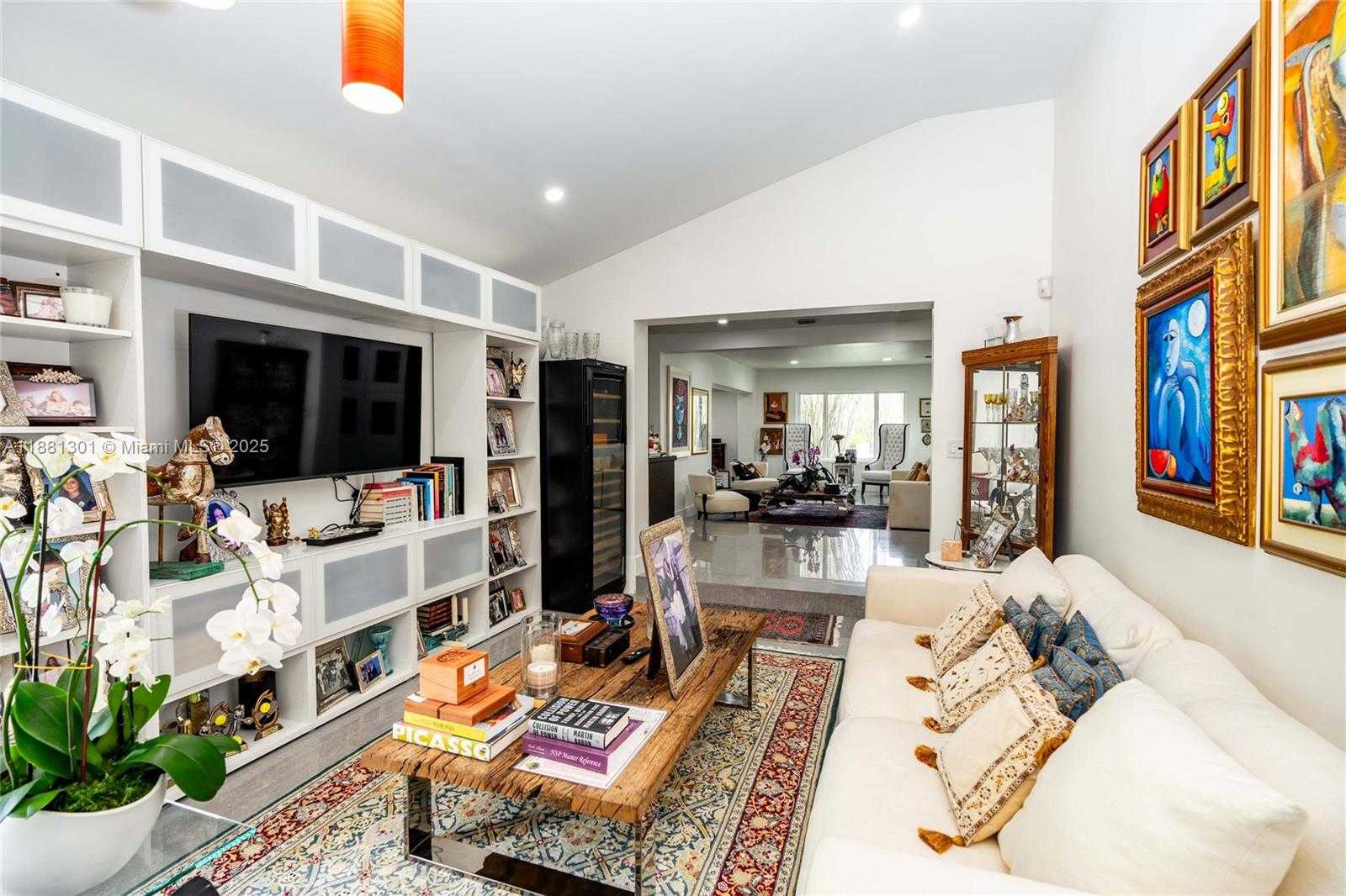 Small Image of 1360 SOUTH WEST 16TH ST, Miami Number 16