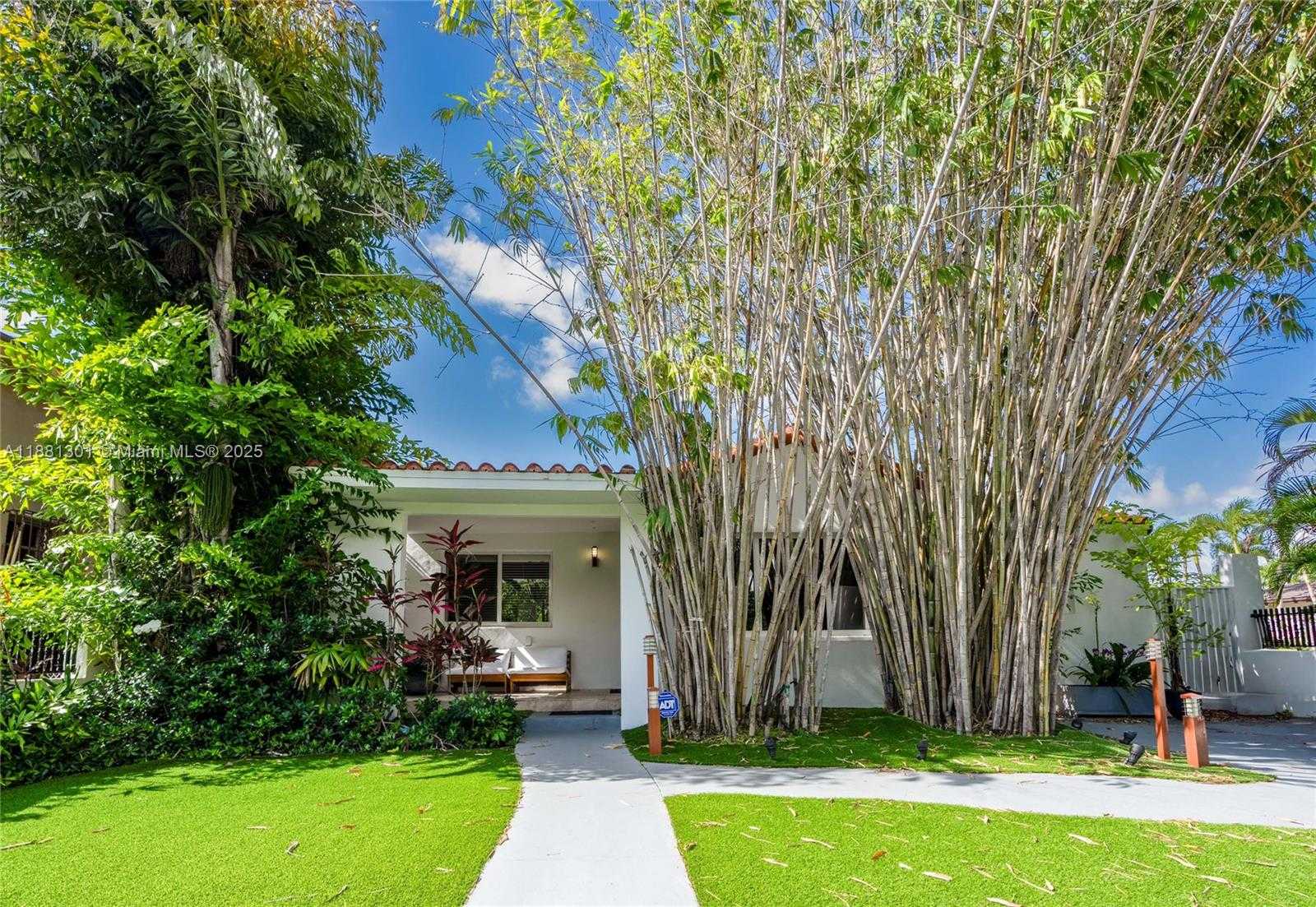 Small Image of 1360 SOUTH WEST 16TH ST, Miami Number 3