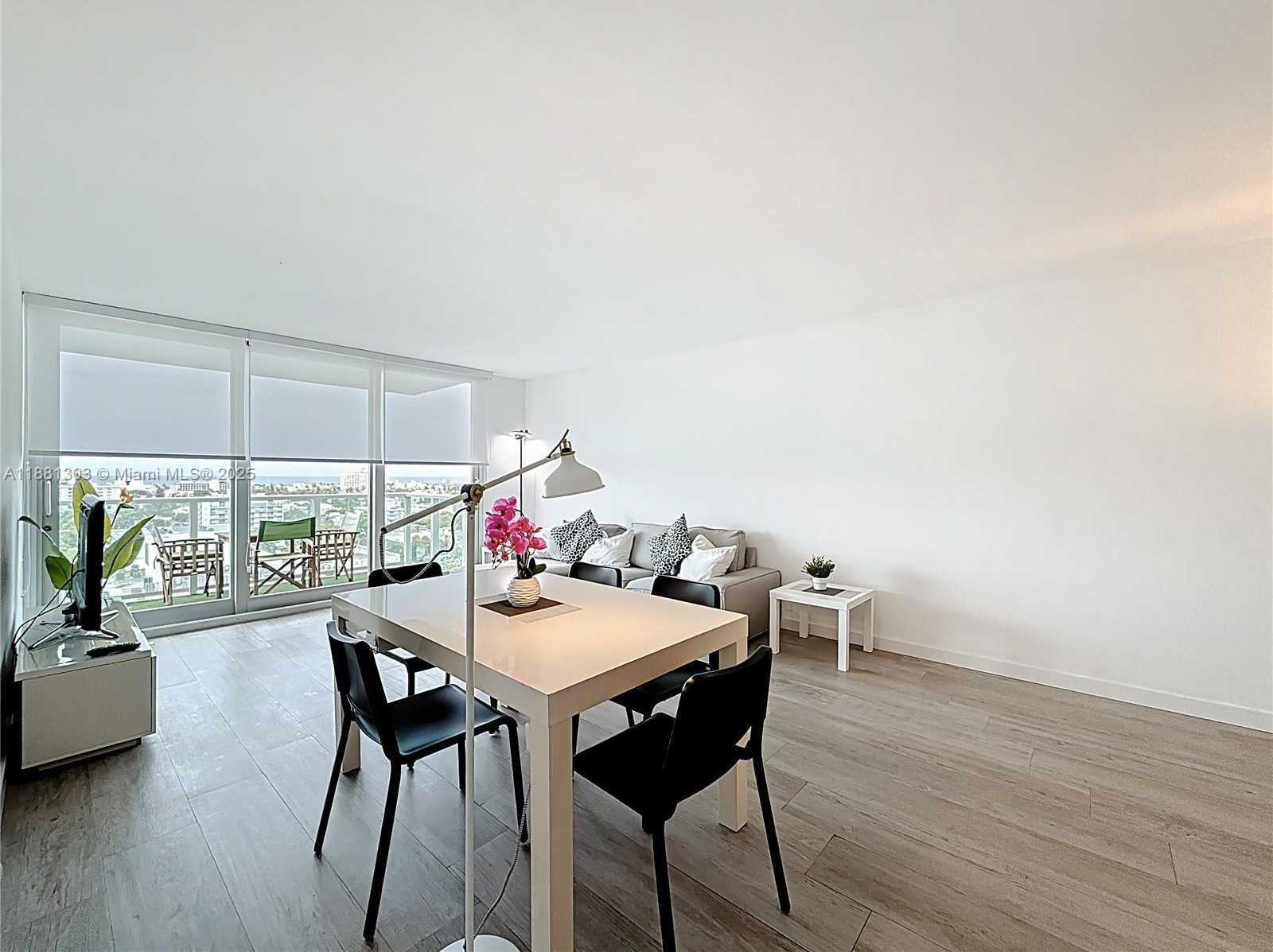 Small Image of 1000 WEST AVE #1409, Miami Beach Number 11