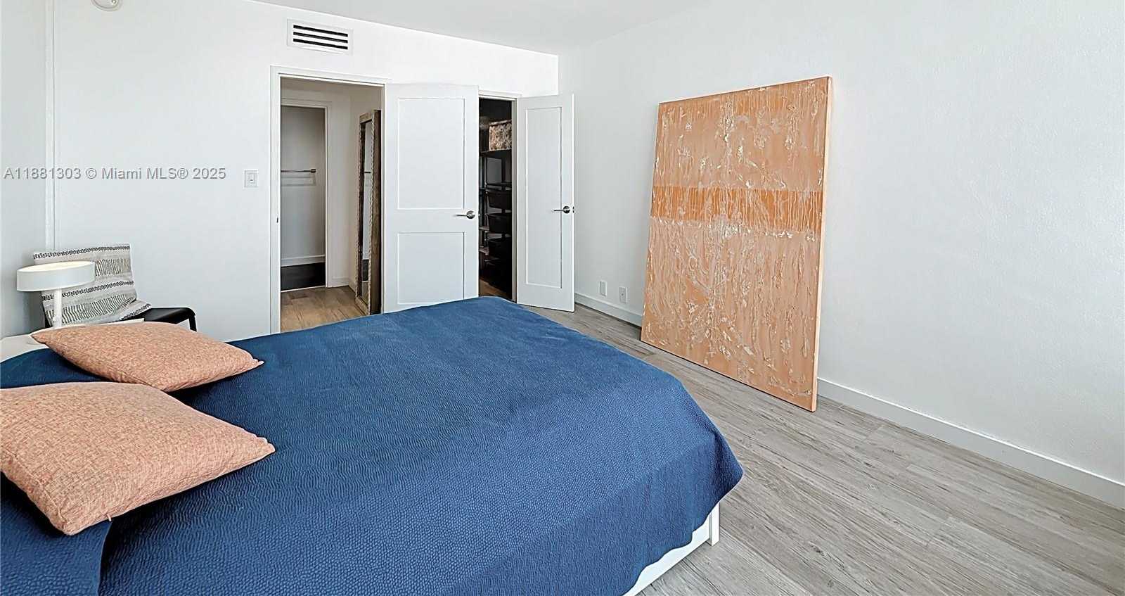 Small Image of 1000 WEST AVE #1409, Miami Beach Number 20
