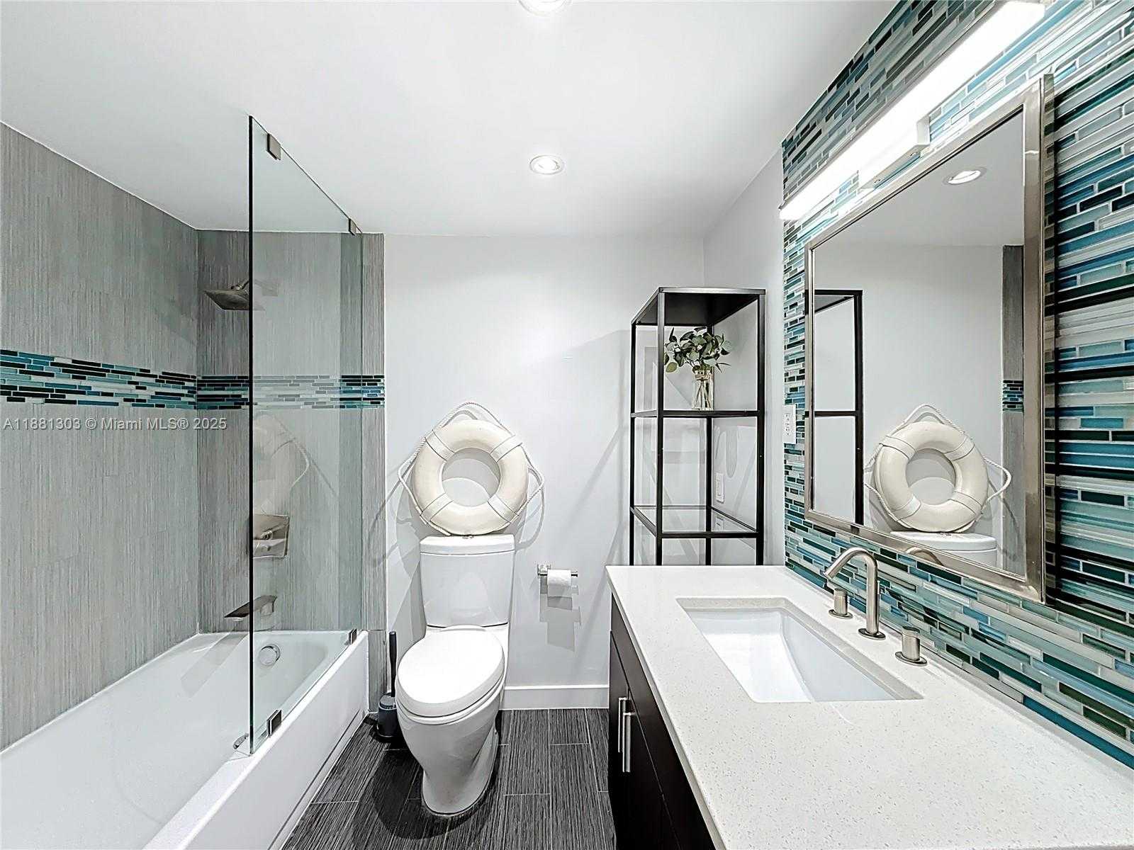Small Image of 1000 WEST AVE #1409, Miami Beach Number 23