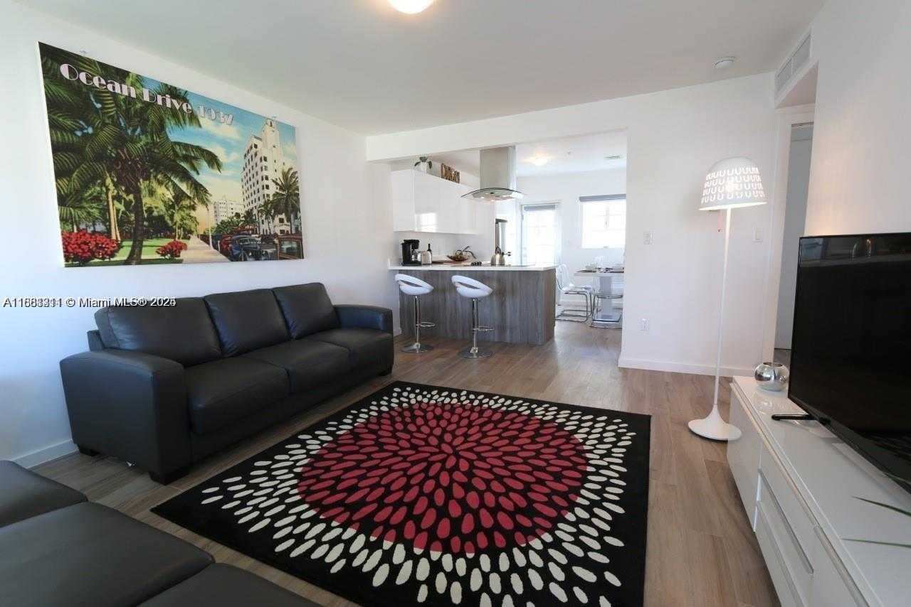 Small Image of 1450 MERIDIAN AVE #206, Miami Beach Number 3