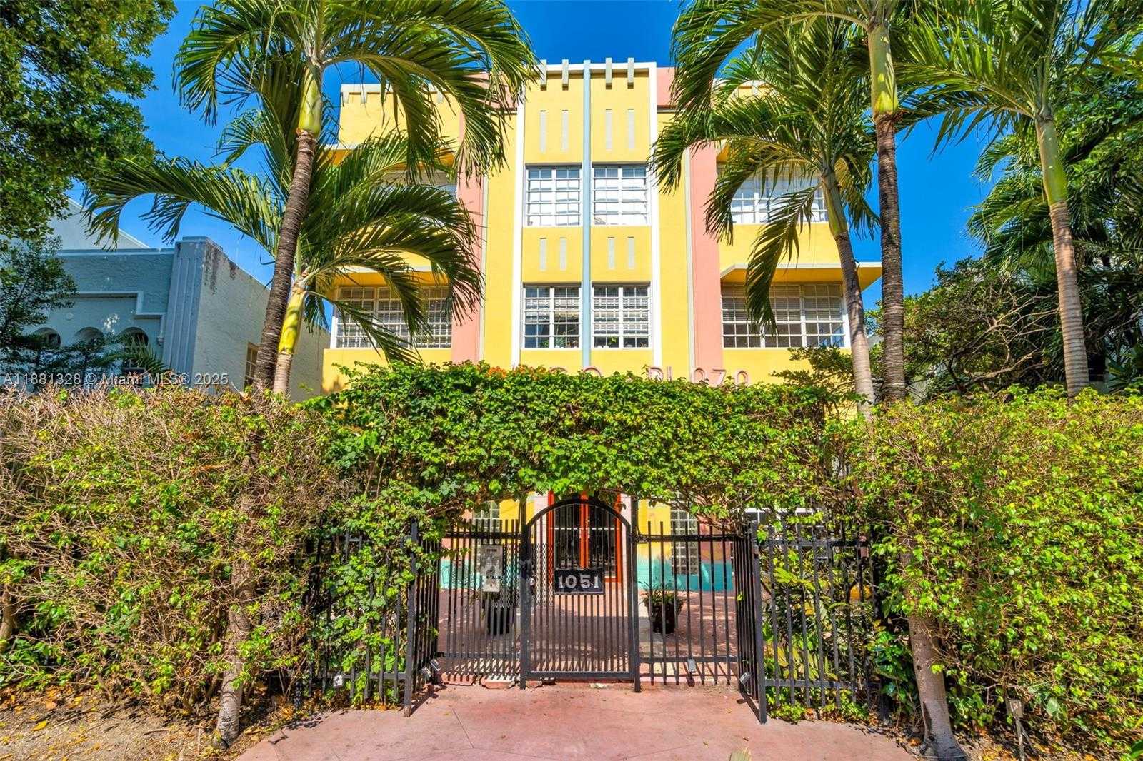 Small Image of 1051 MERIDIAN AVE #1-A, Miami Beach Number 21