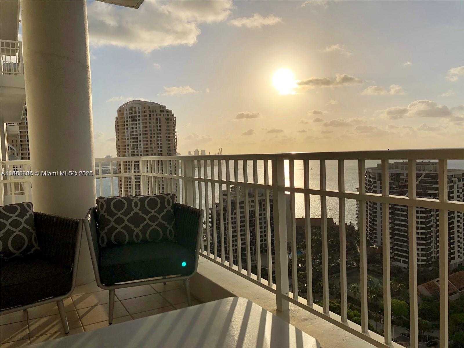 Small Image of 801 BRICKELL KEY BLVD #2707, Miami Number 14