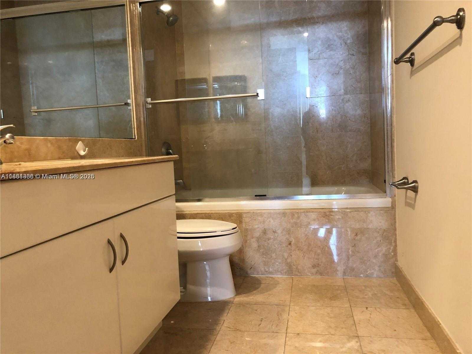 Small Image of 801 BRICKELL KEY BLVD #2707, Miami Number 17