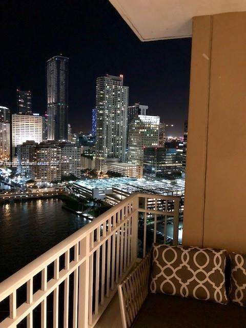 Small Image of 801 BRICKELL KEY BLVD #2707, Miami Number 20