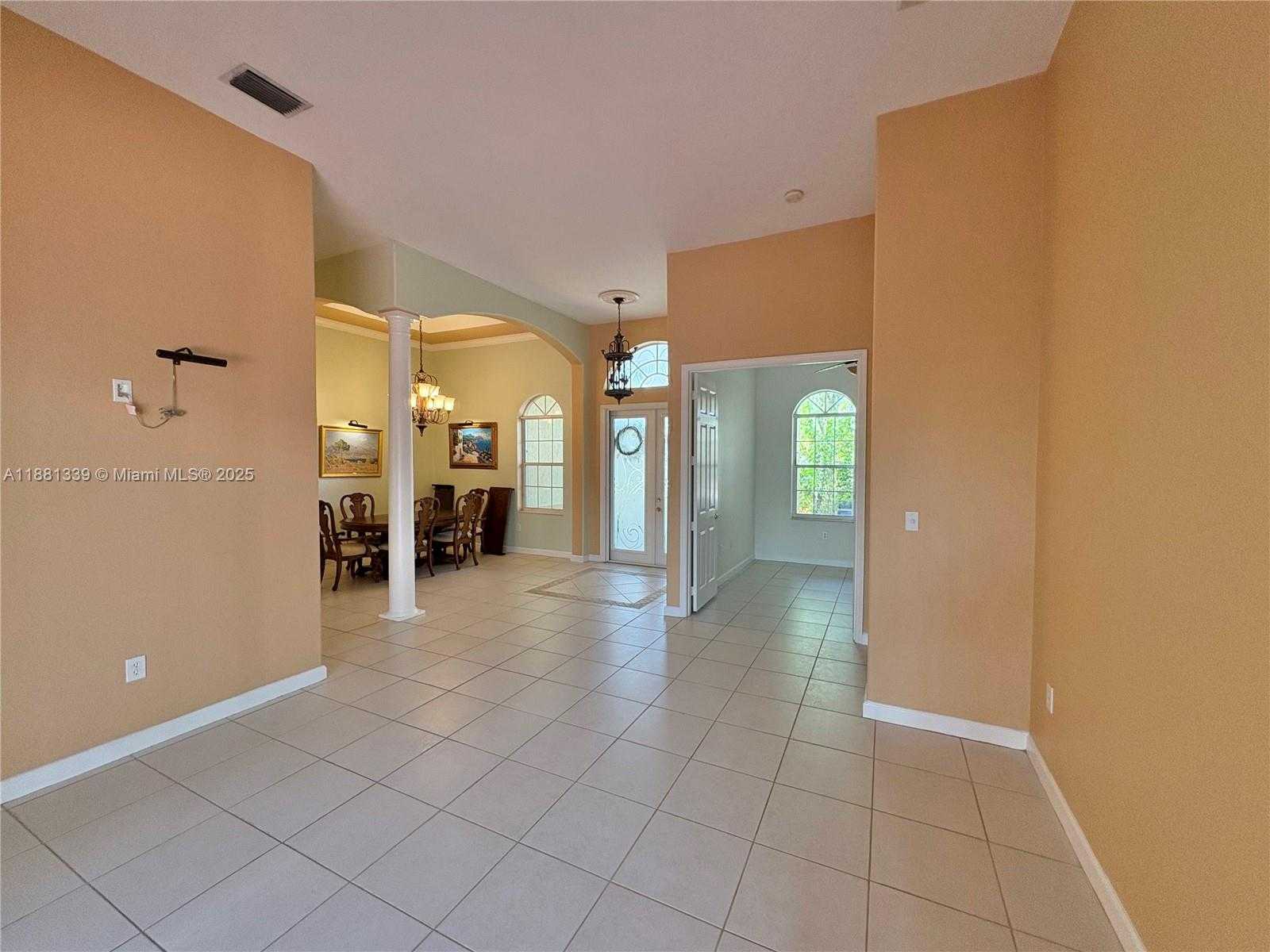 Small Image of 1925 NORTH WEST 167TH TER, Pembroke Pines Number 10