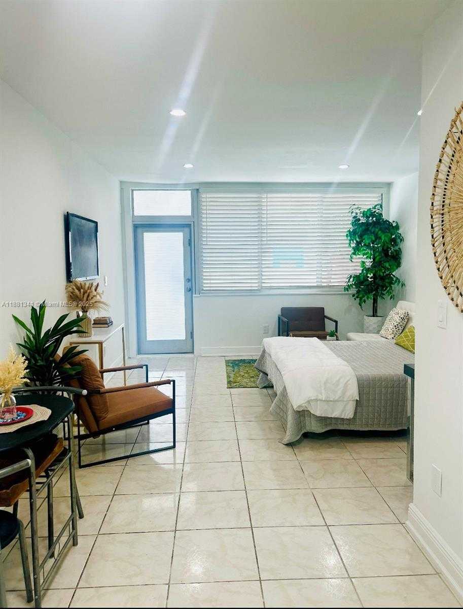 Small Image of 1011 EUCLID AVE #4, Miami Beach Number 10