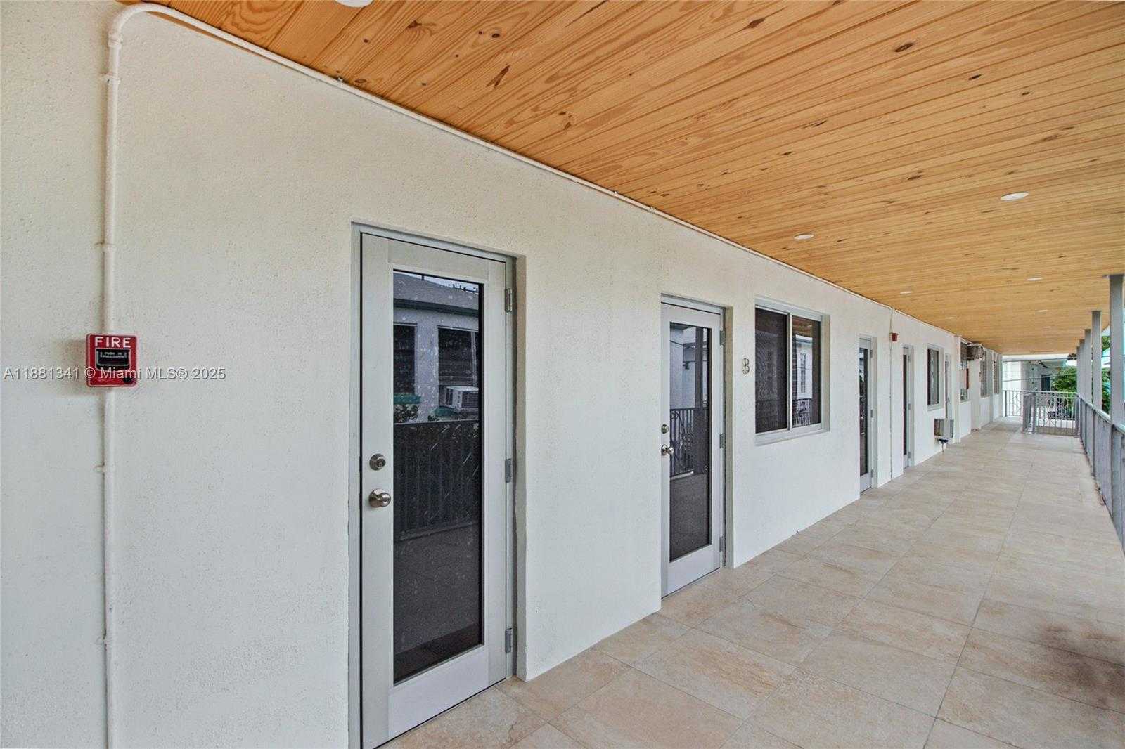 Small Image of 1011 EUCLID AVE #4, Miami Beach Number 20