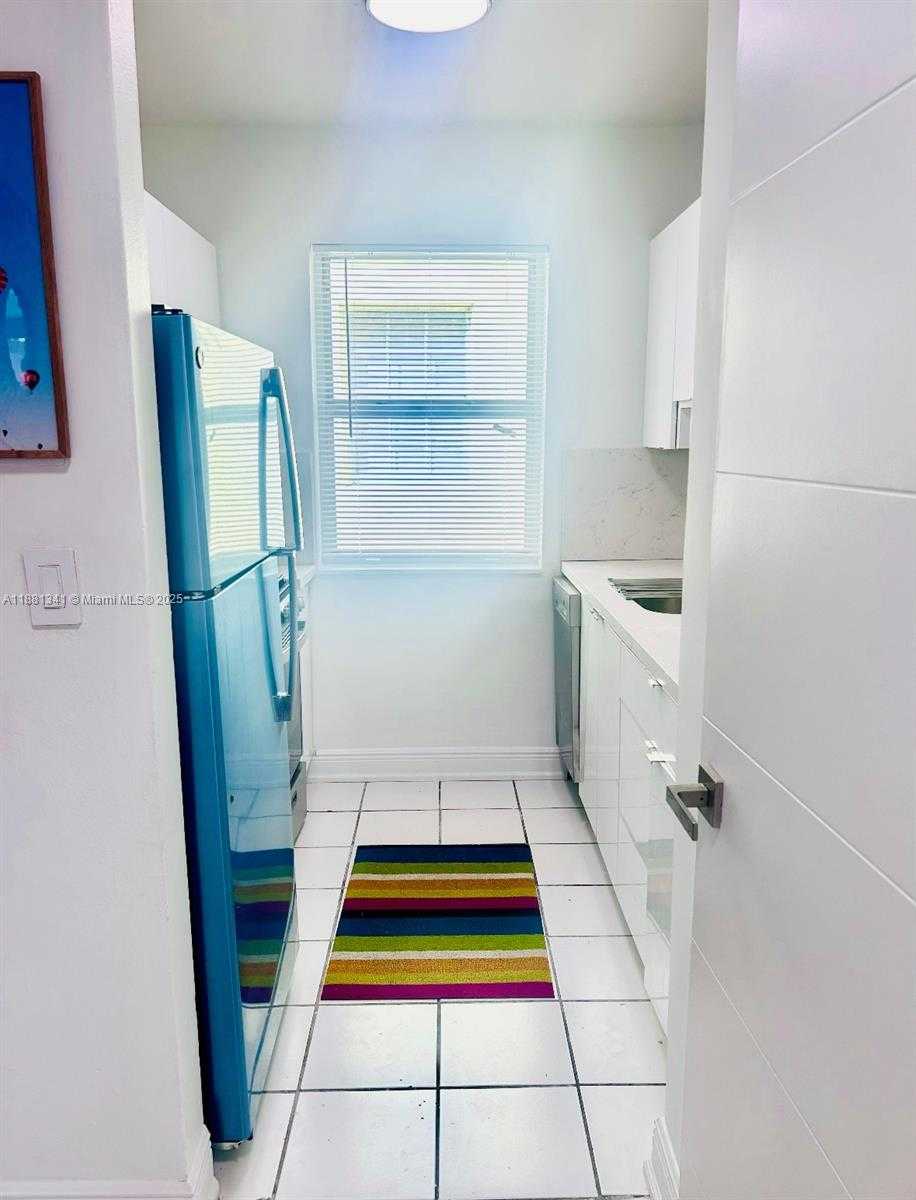 Small Image of 1011 EUCLID AVE #4, Miami Beach Number 6