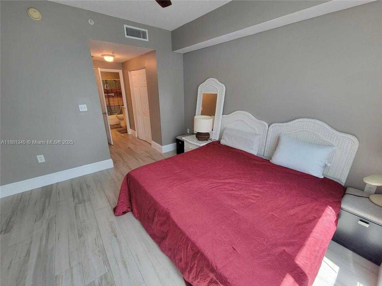 Small Image of 140 SOUTH DIXIE HWY #519, Hollywood Number 18