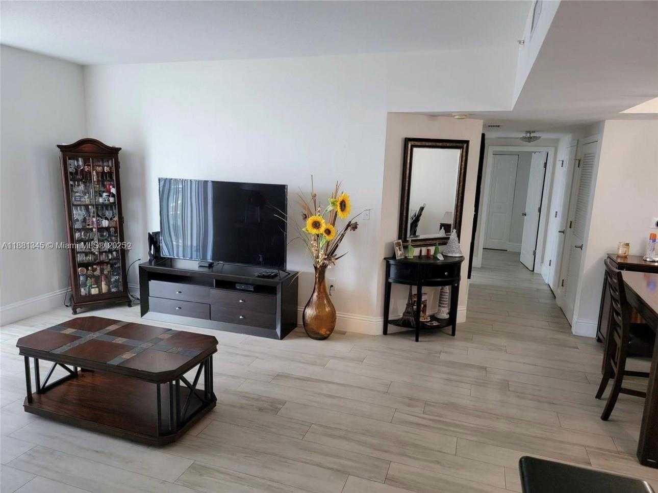 Small Image of 140 SOUTH DIXIE HWY #519, Hollywood Number 3