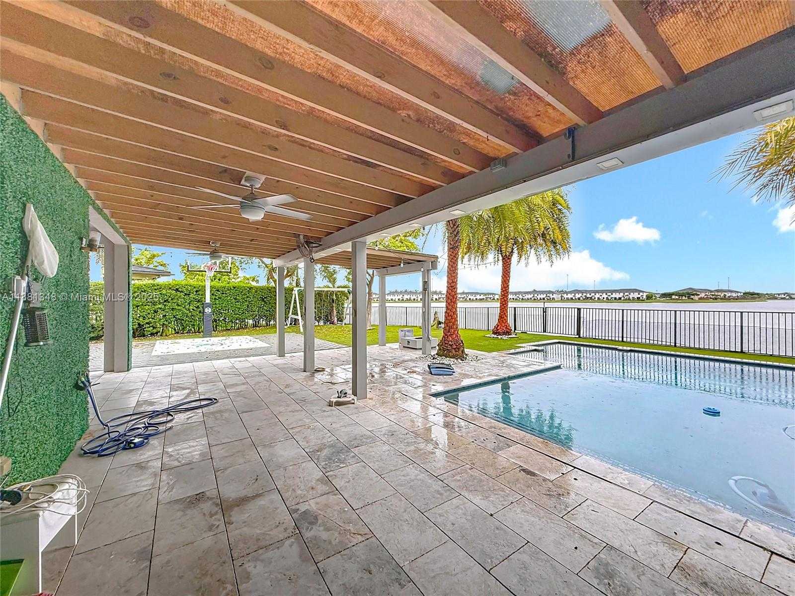 Small Image of 15530 NORTH WEST 89TH CT, Miami Lakes Number 53