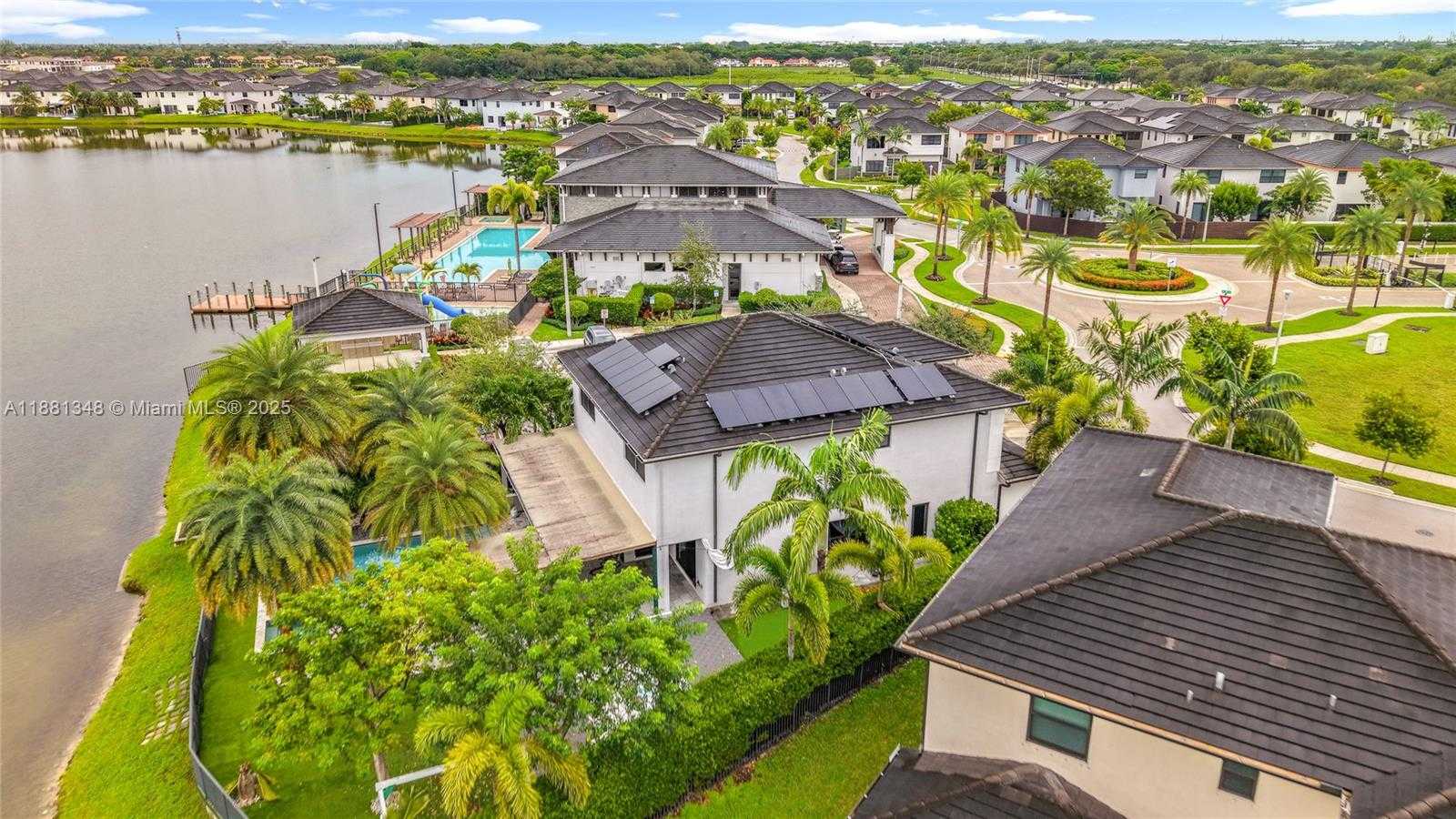 Small Image of 15530 NORTH WEST 89TH CT, Miami Lakes Number 63