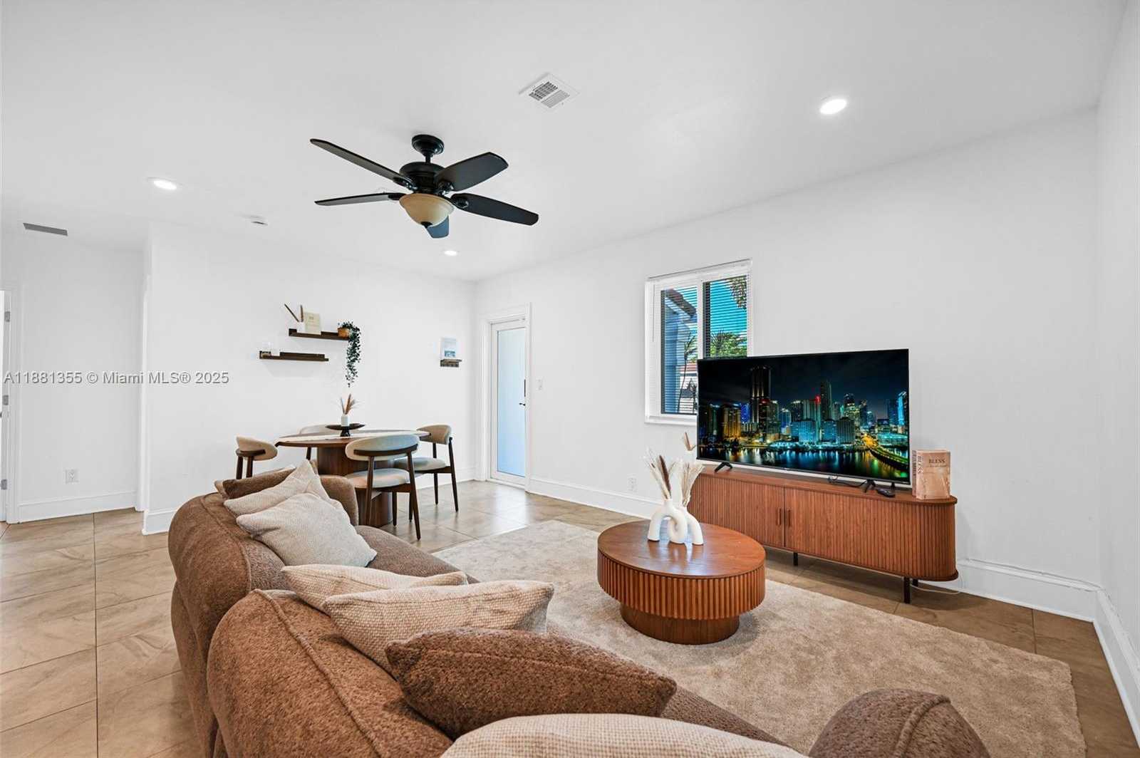 Small Image of 1328 NORTH ANDREWS AVE, Fort Lauderdale Number 4